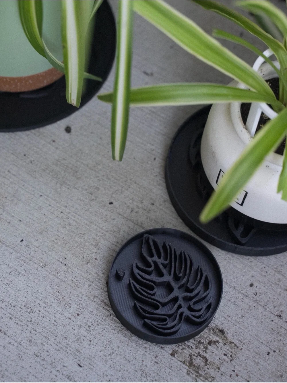 Monstera Leaf Plant Saucer Tray 9” | Large Plant Drip Tray